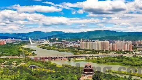 伦理小说图片视频-伦理的镜像，伦理小说、图片与视频的交织叙事